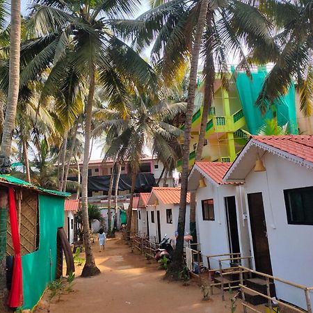 Love Paradise Hotel Arambol Exterior photo